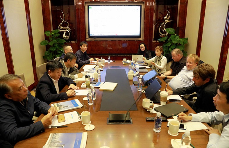 熊良虎赴京考察德国迪芬巴赫公司、ESATPOINT GLOBAL公司生态环保板材装备工艺