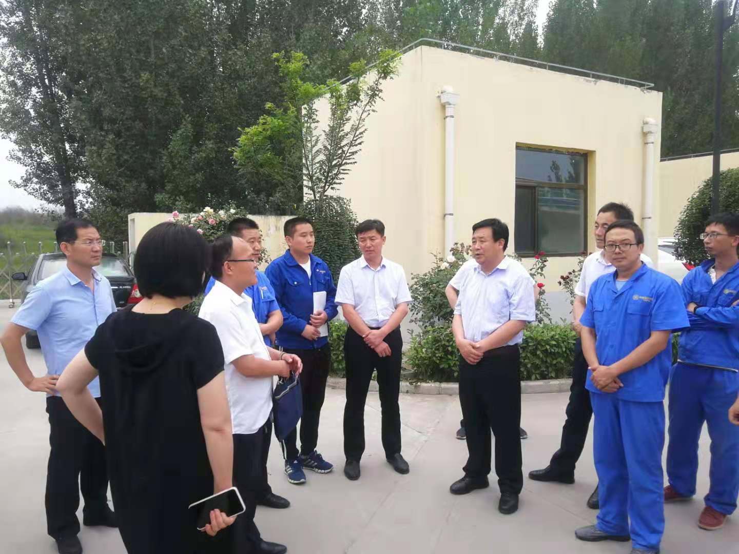 韩城市委常委、、、副市长张新庄到水情形公司韩城市金城区污水处理厂调研