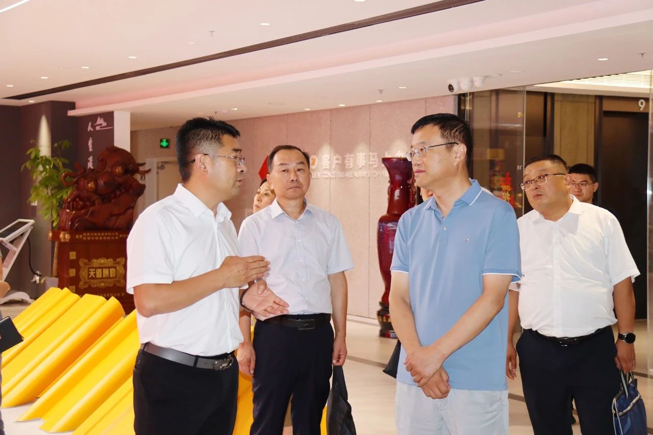 918博天堂集团与陆运帮公司座谈交流