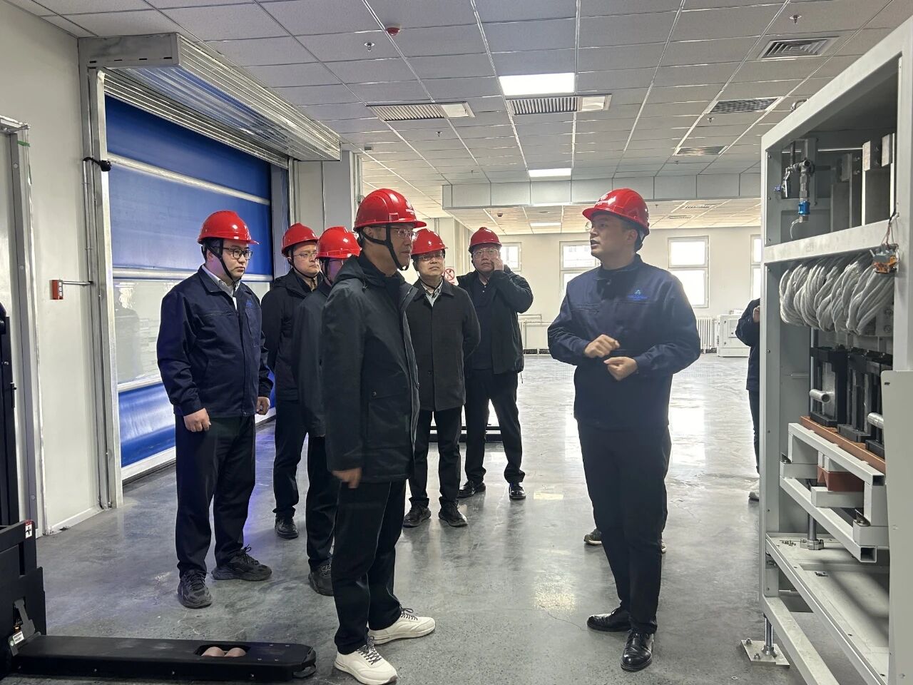 宋世杰赴绿色能源公司权属绿色储能公司调研督导